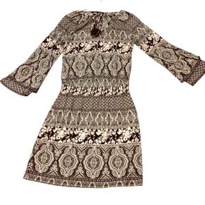 WhiteHouseBlackMarket Sz 0 Black & White Boho Chic Dress